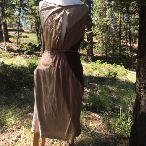 ⬇️$30 Bebe 100% silk dress - Picture 2 of 8