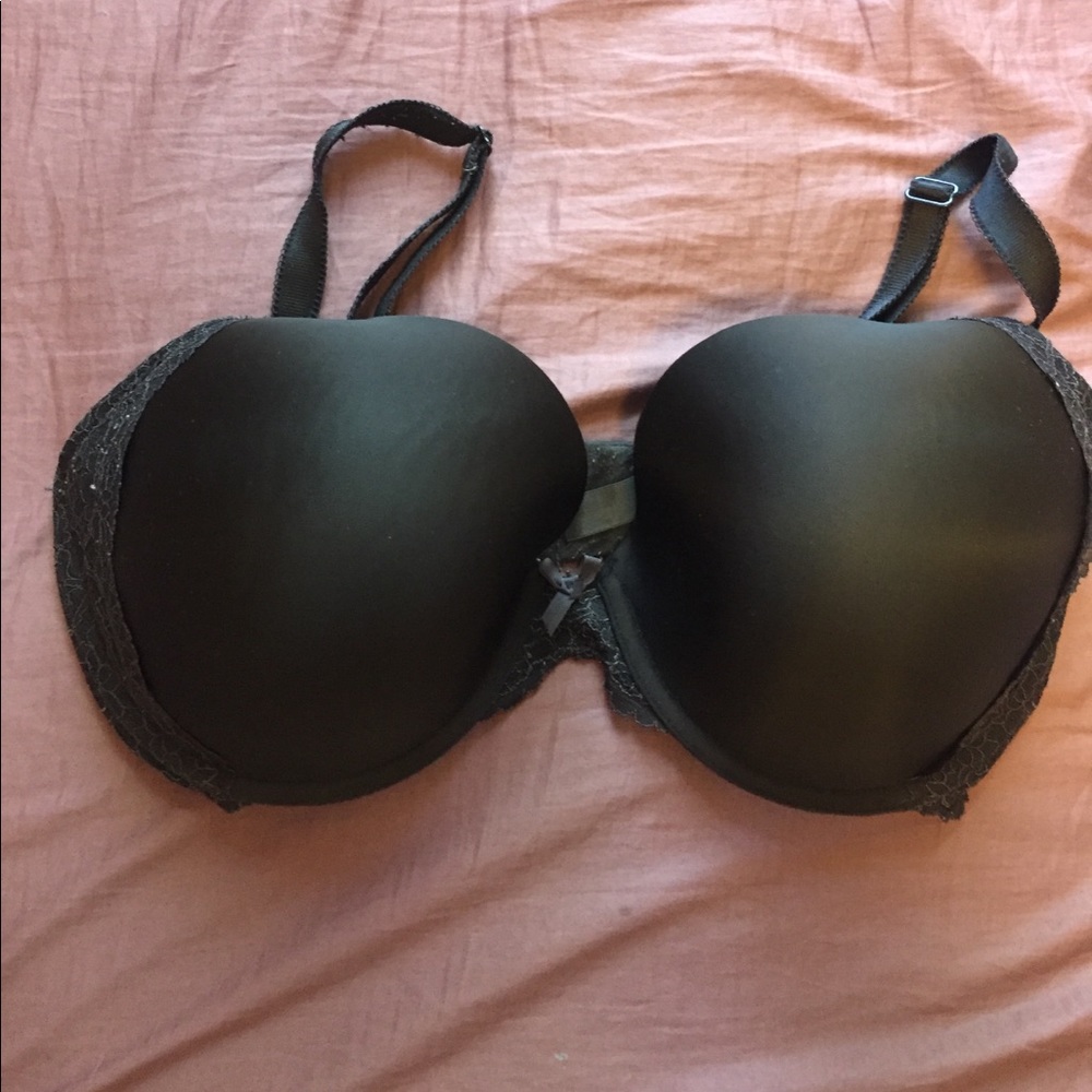 Black VS bra