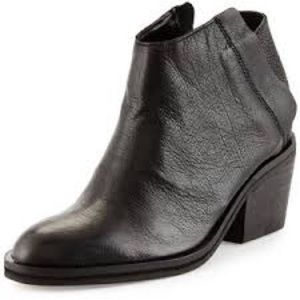 Dolce Vita Tenga Booties
