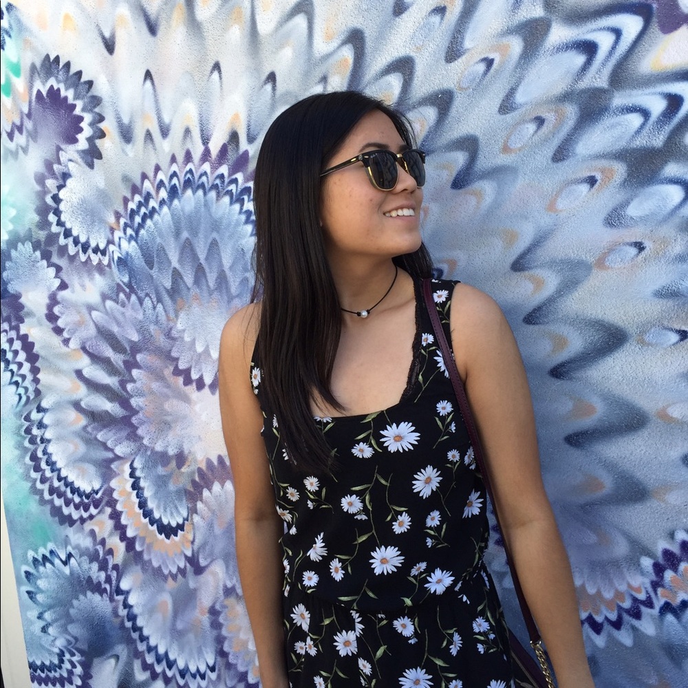 Meet your Posher, Emily