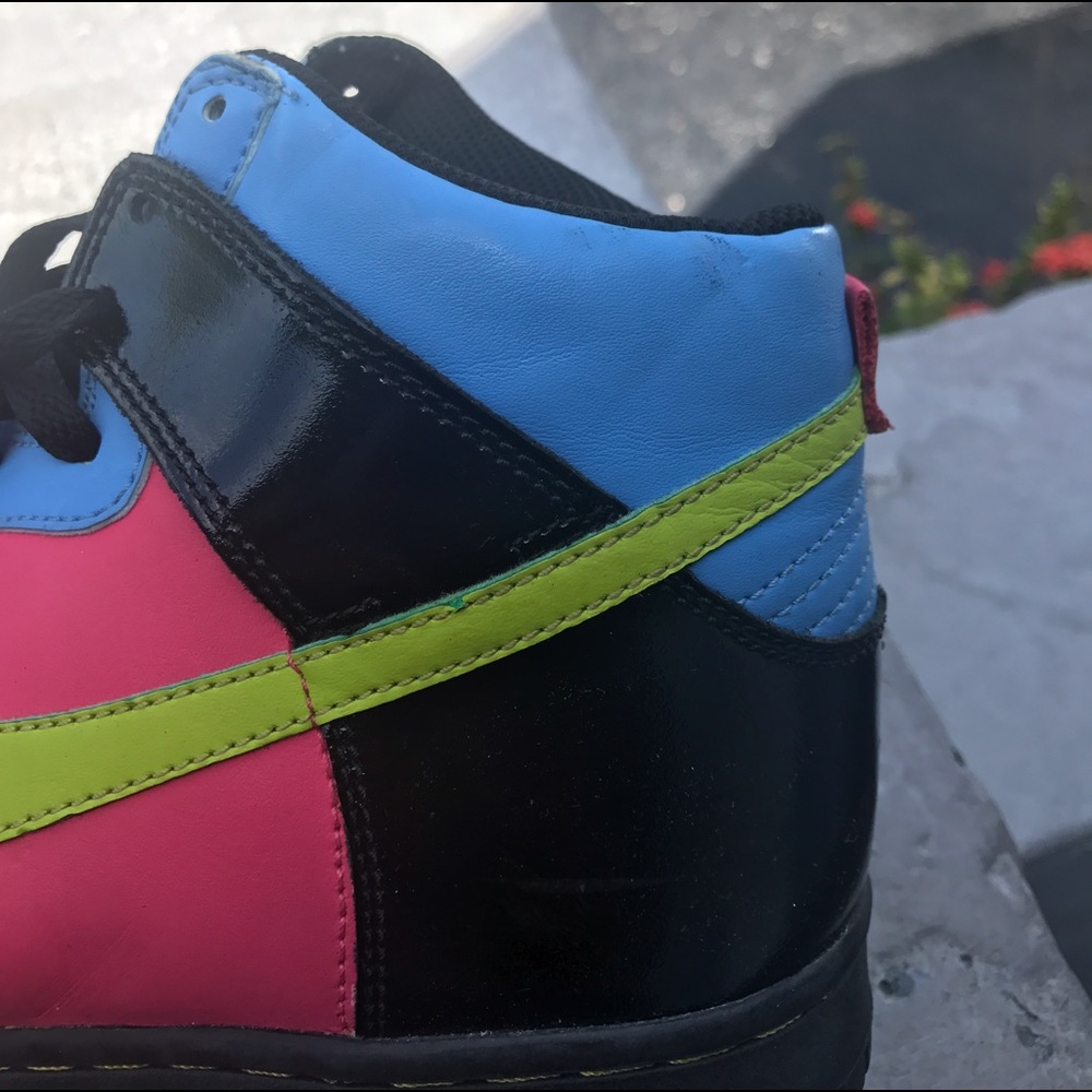 Nike Dunks - Picture 4 of 5