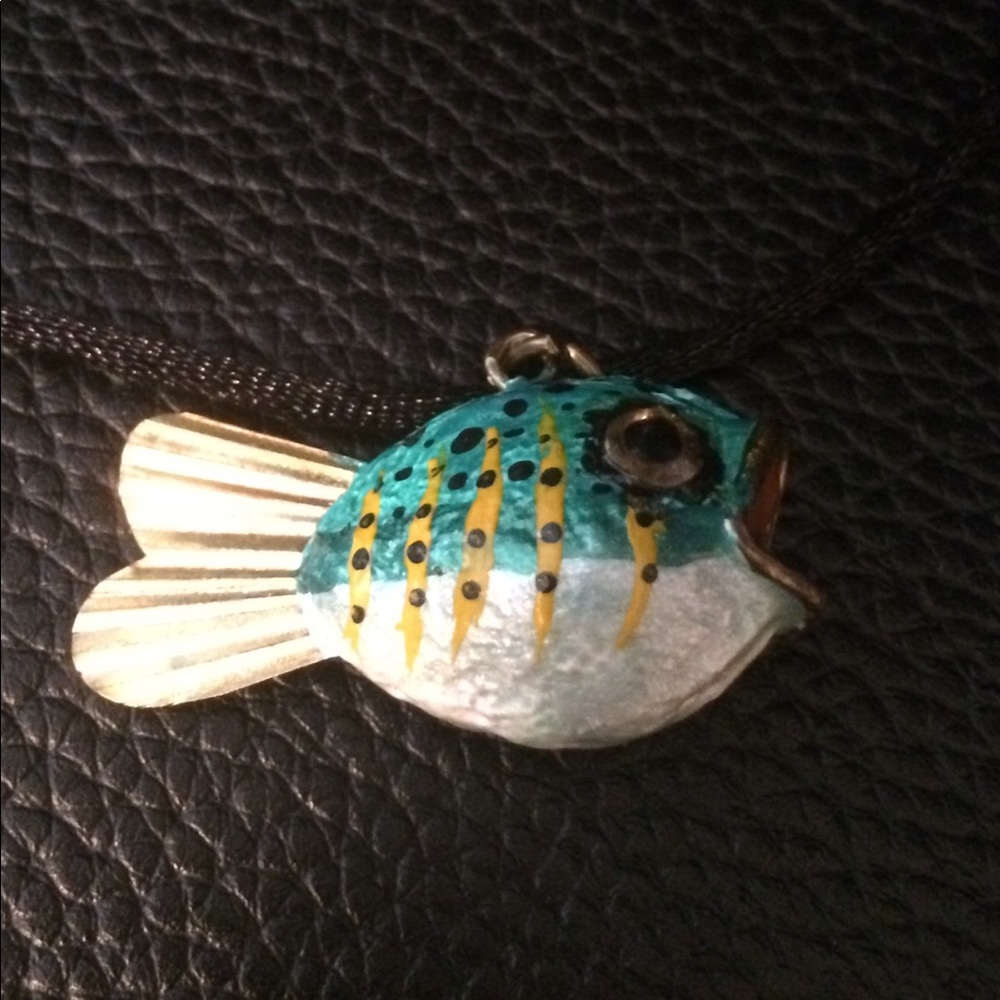 18in Hand Painted Handmade Fish Necklace!! 🐟🐠