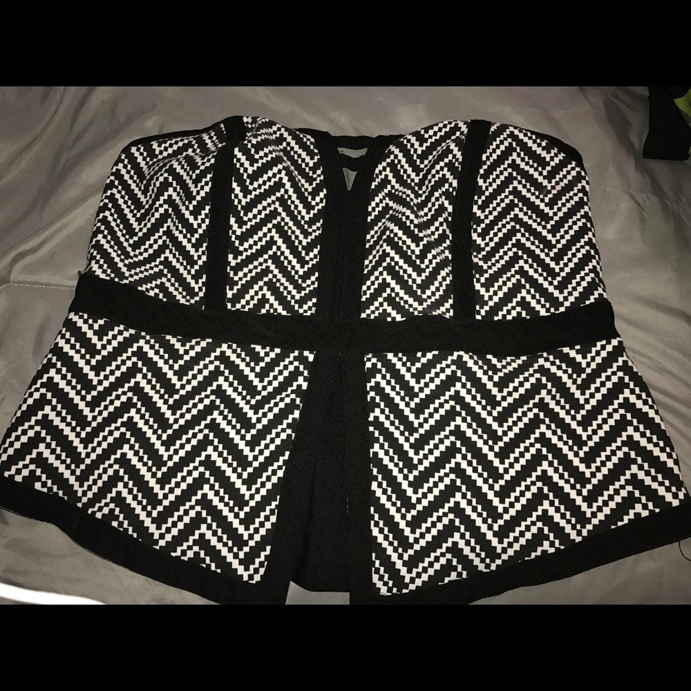 Ashley Stewart sleeveless peplum blouse 🖤