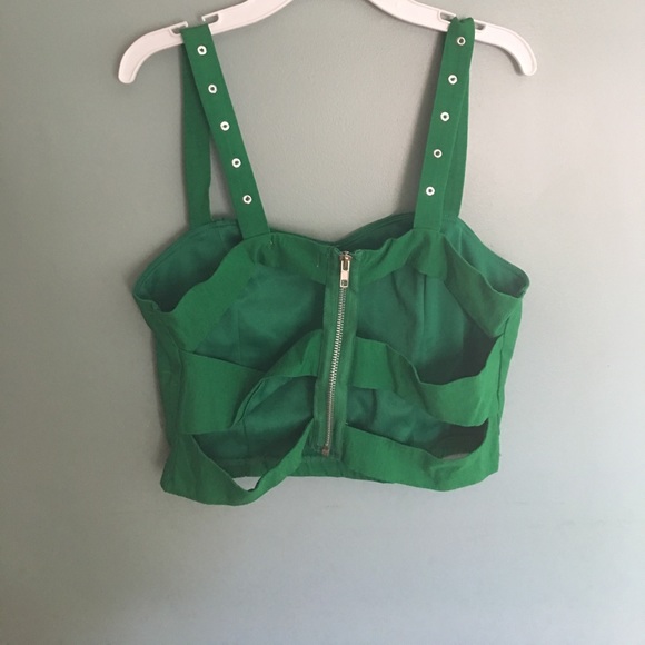 Crop top - Picture 2 of 2