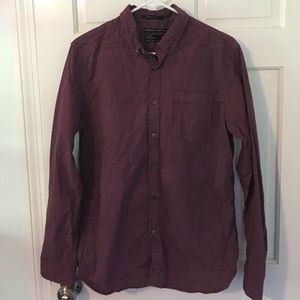 Men's dress shirt with pocket