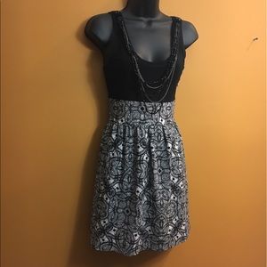 Black and white dress with necklace