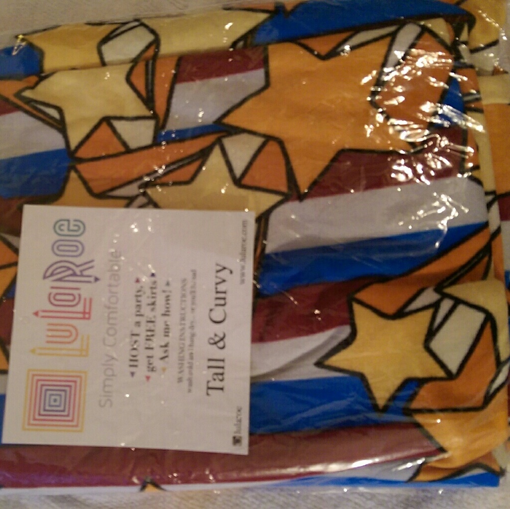 BNWT Lularoe AMERICANA TC Leggings