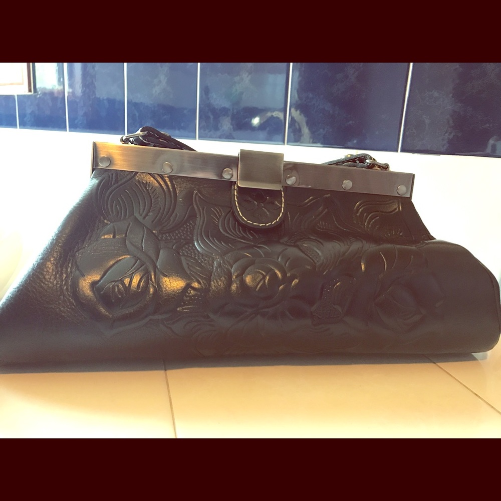 Beautifully detailed purse