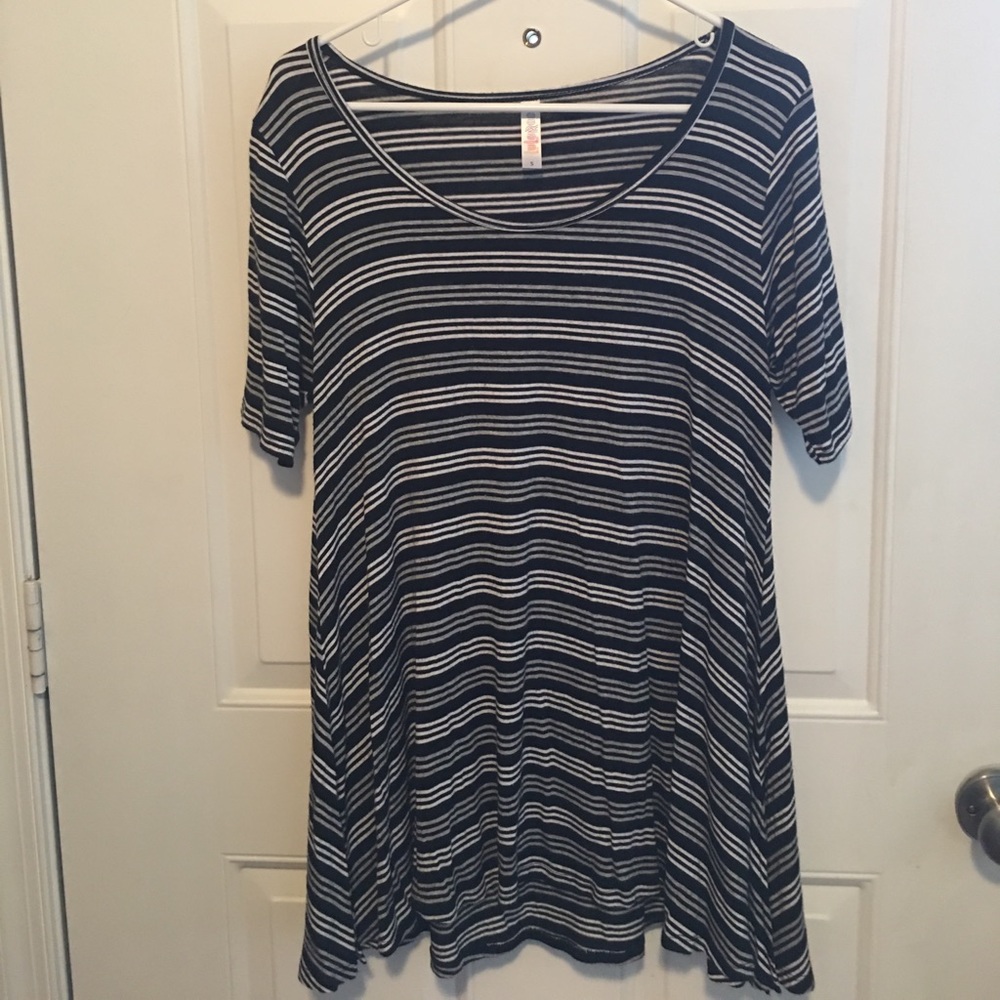 Small Perfect T