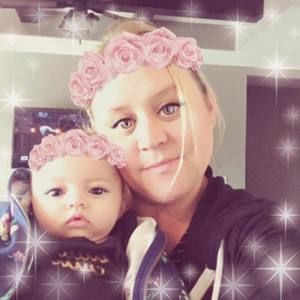 Meet your Posher, Candace