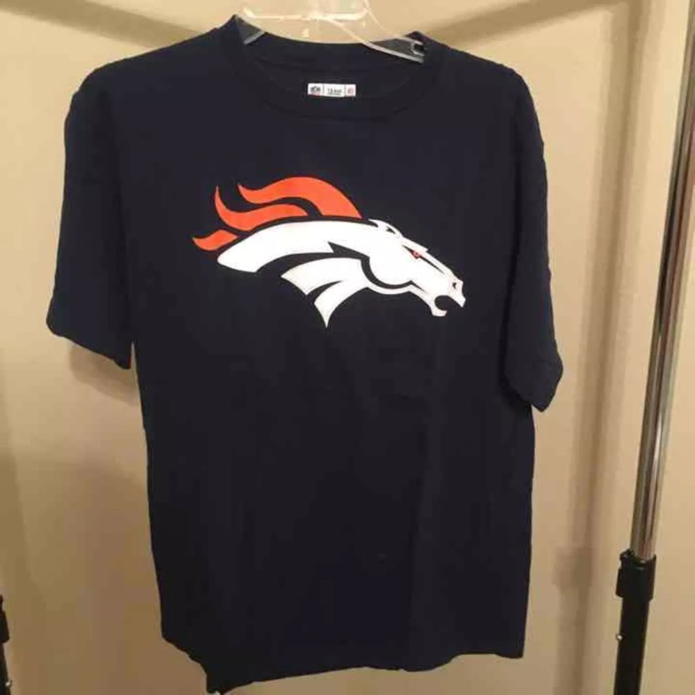 Denver Bronco Manning Tshirt