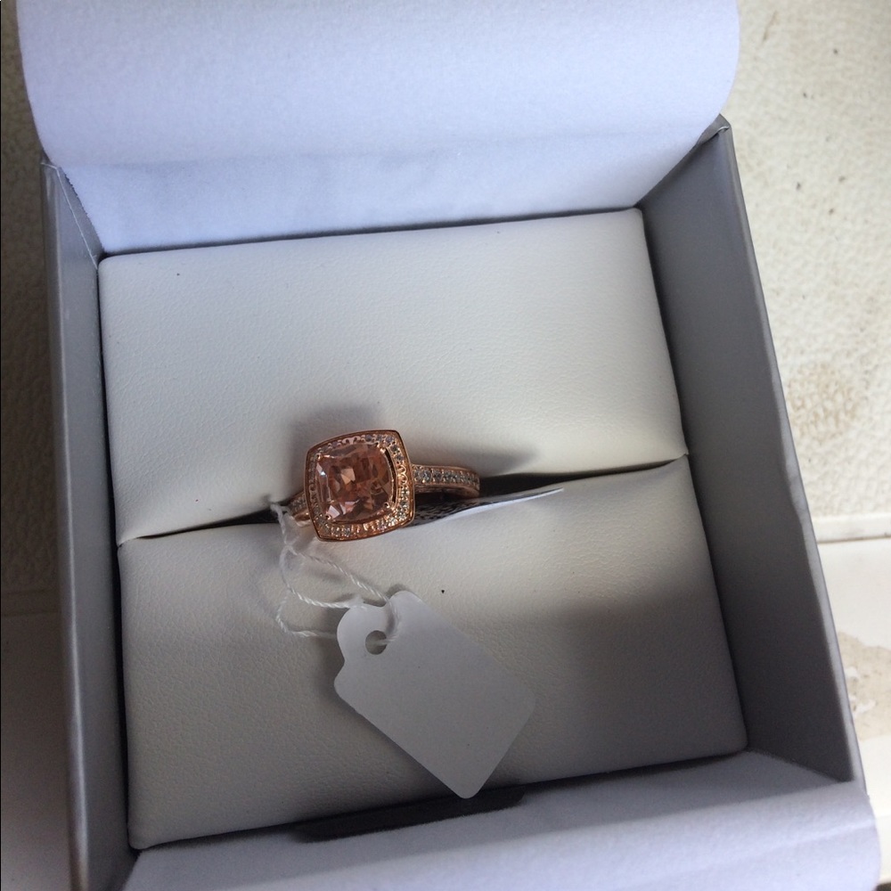 Rose Gold Vanna K Ring!