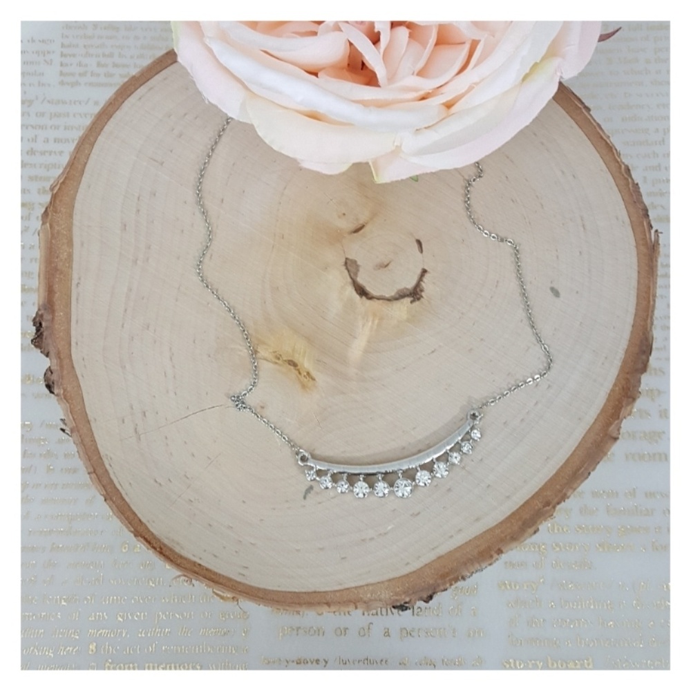 Silver Tone Rhinestone Accent Bar Tiara Necklace