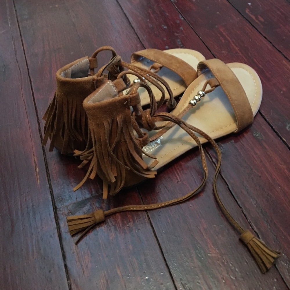 Sandals - Picture 2 of 3