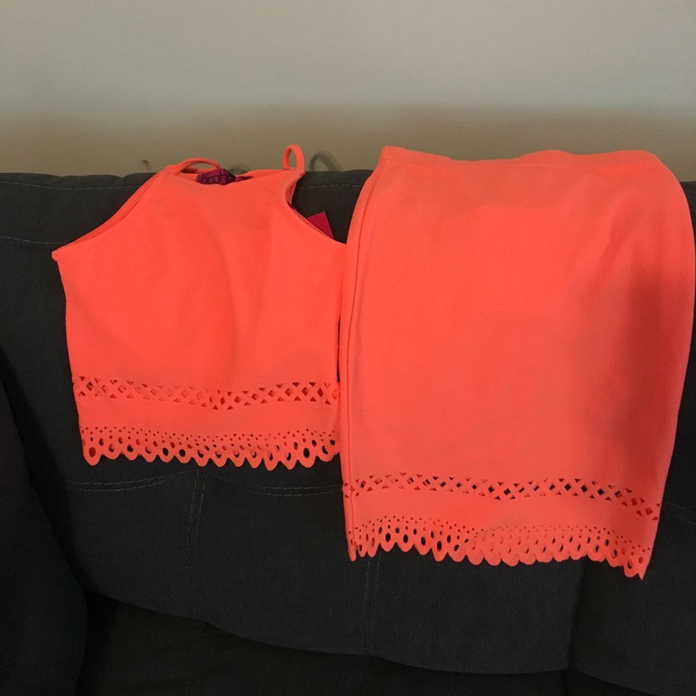 NWT✨ BOOHOO Mini cropped co-ord set