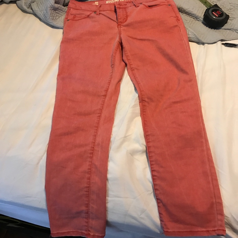 🎃Mossimo crop length almost new!🎃