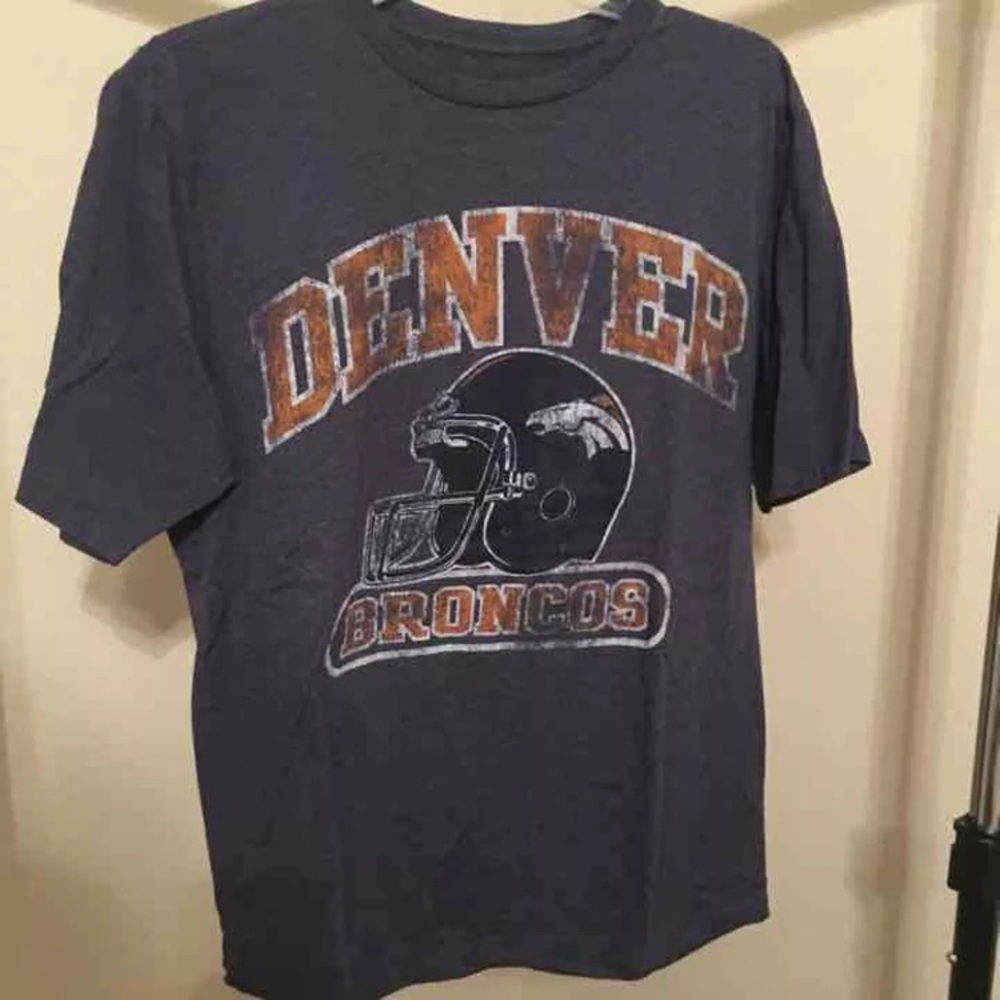 Men's Denver Bronco Tshirt