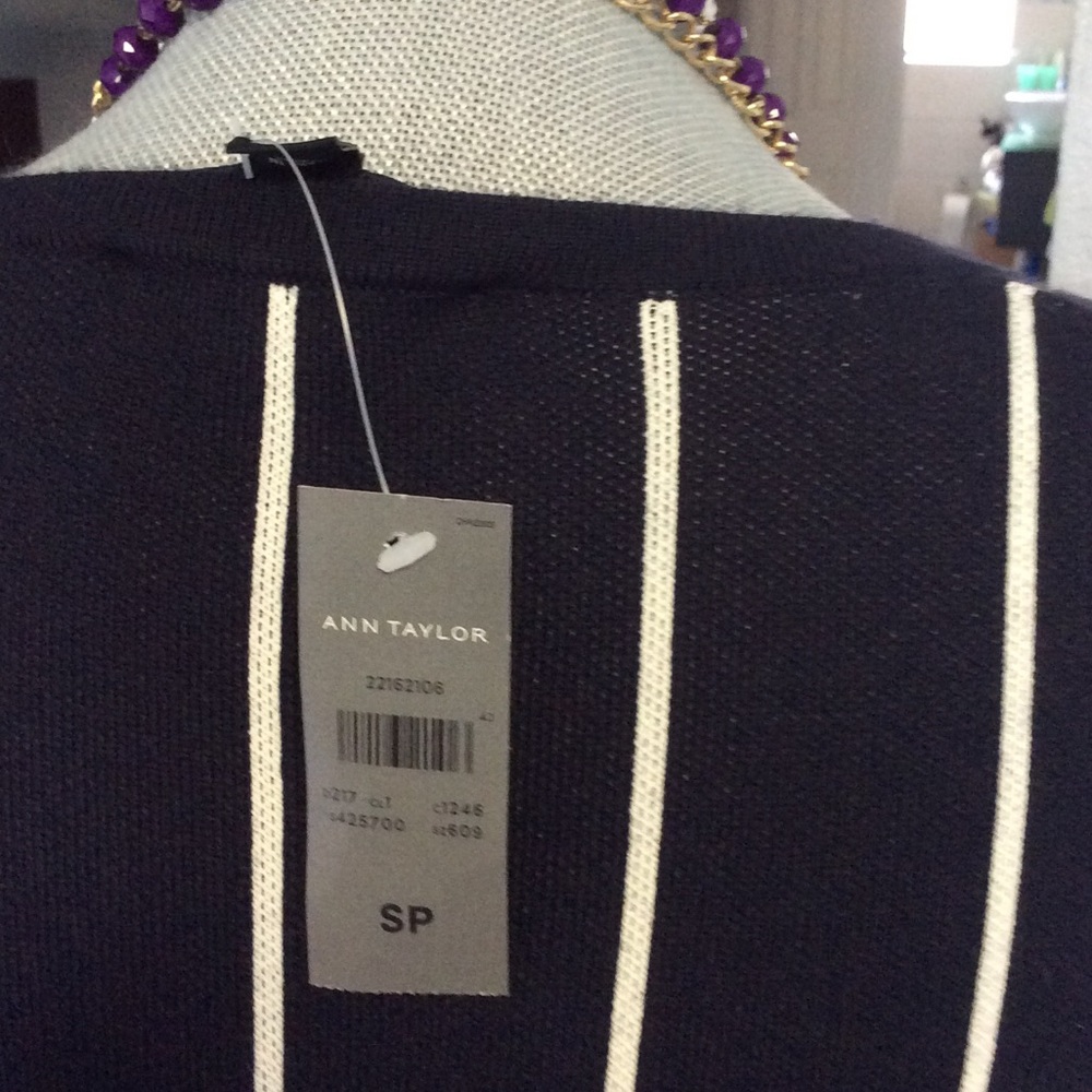 Ann Taylor sweater dress sp - Picture 4 of 4