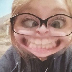 Meet your Posher, Sarah lynn