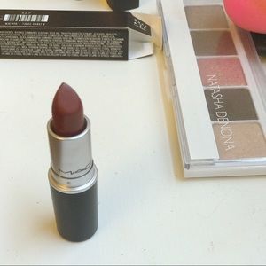 M.A.C Satin Lipstick Paramont
