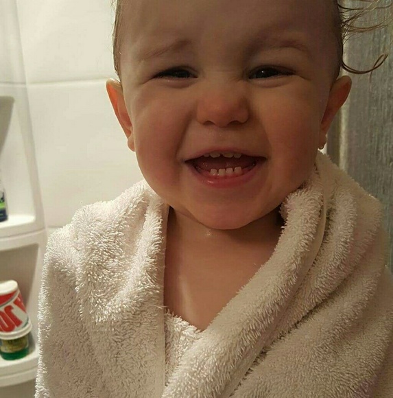 Meet your Posher, Riley - Picture 2 of 4