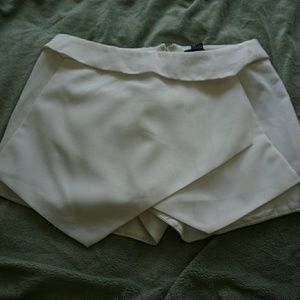 Brand new White asymmetrical skort