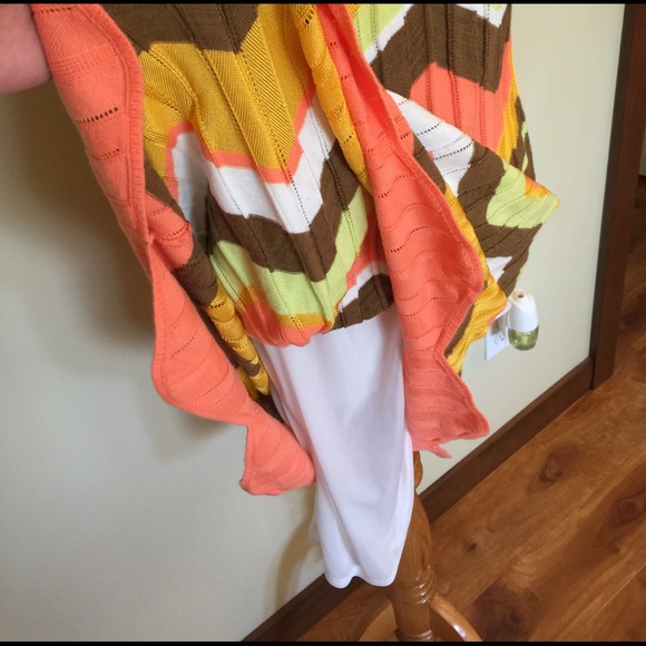 Chevron Stripe Dress - Picture 3 of 4