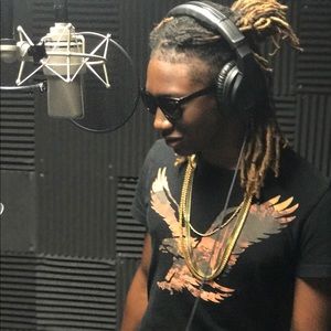 Meet your Posher, Tavon