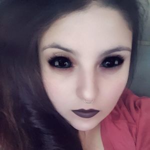 Meet your Posher, Lexi