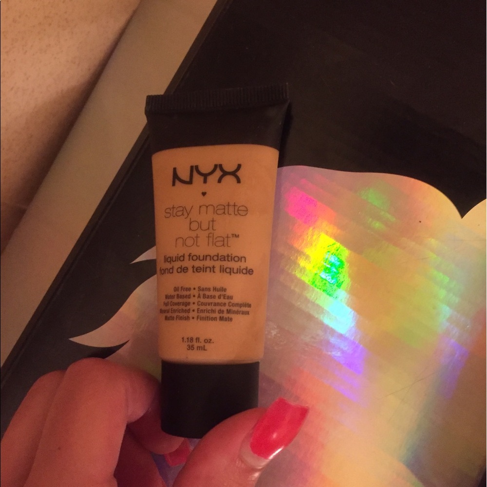 HUGE NYX bundle - Picture 3 of 8