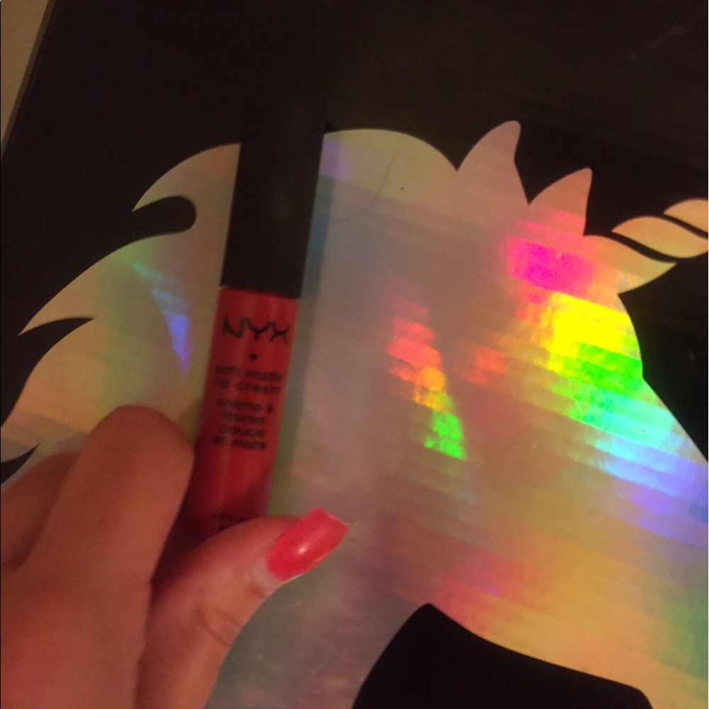 HUGE NYX bundle - Picture 7 of 8