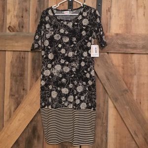 LuLaRoe Black and Off-White Rose Julia