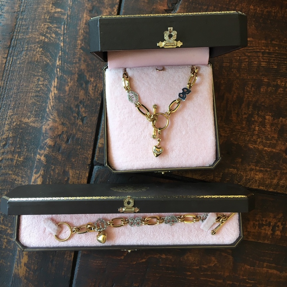 Juicy couture neclace and bracelet