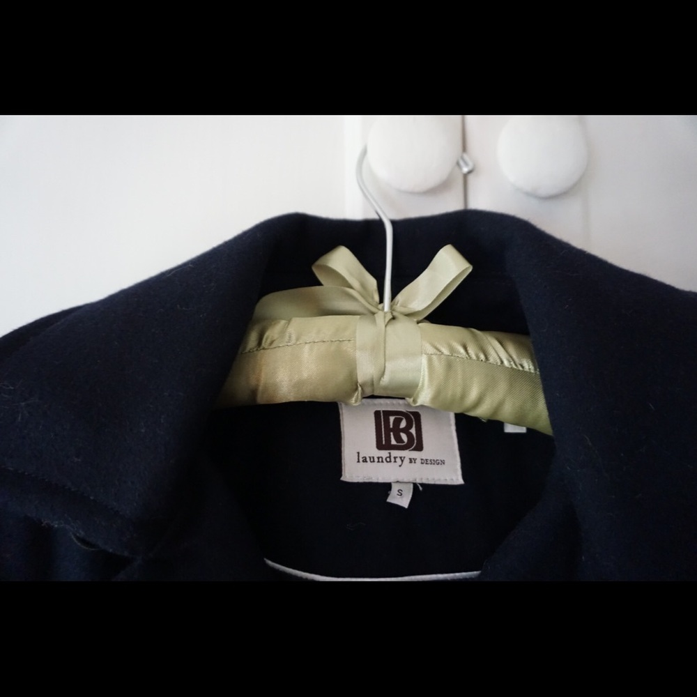 ✨Navy Blue Peacoat--LBD Laundry by Design✨ - Picture 4 of 5