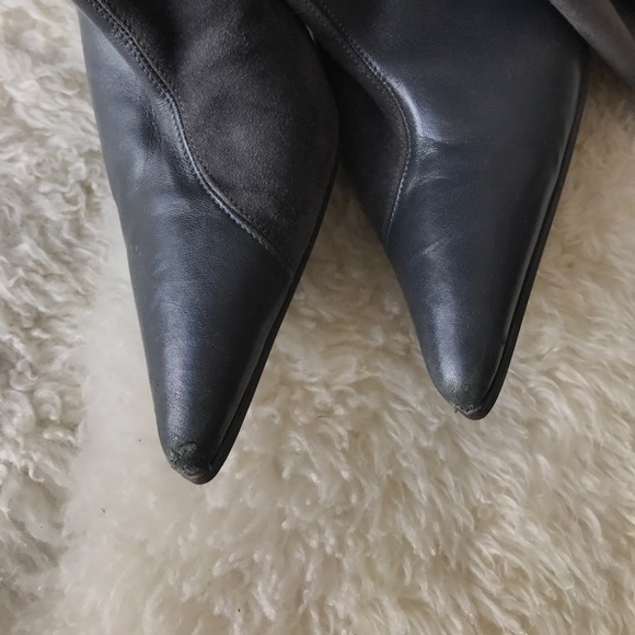 💕Host pick!💕 Dolce & Gabbana leather/suede boots - Picture 4 of 5