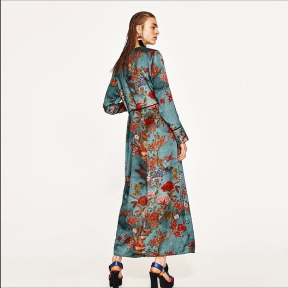 Zara silky floral envelope maxi dress - Picture 2 of 8