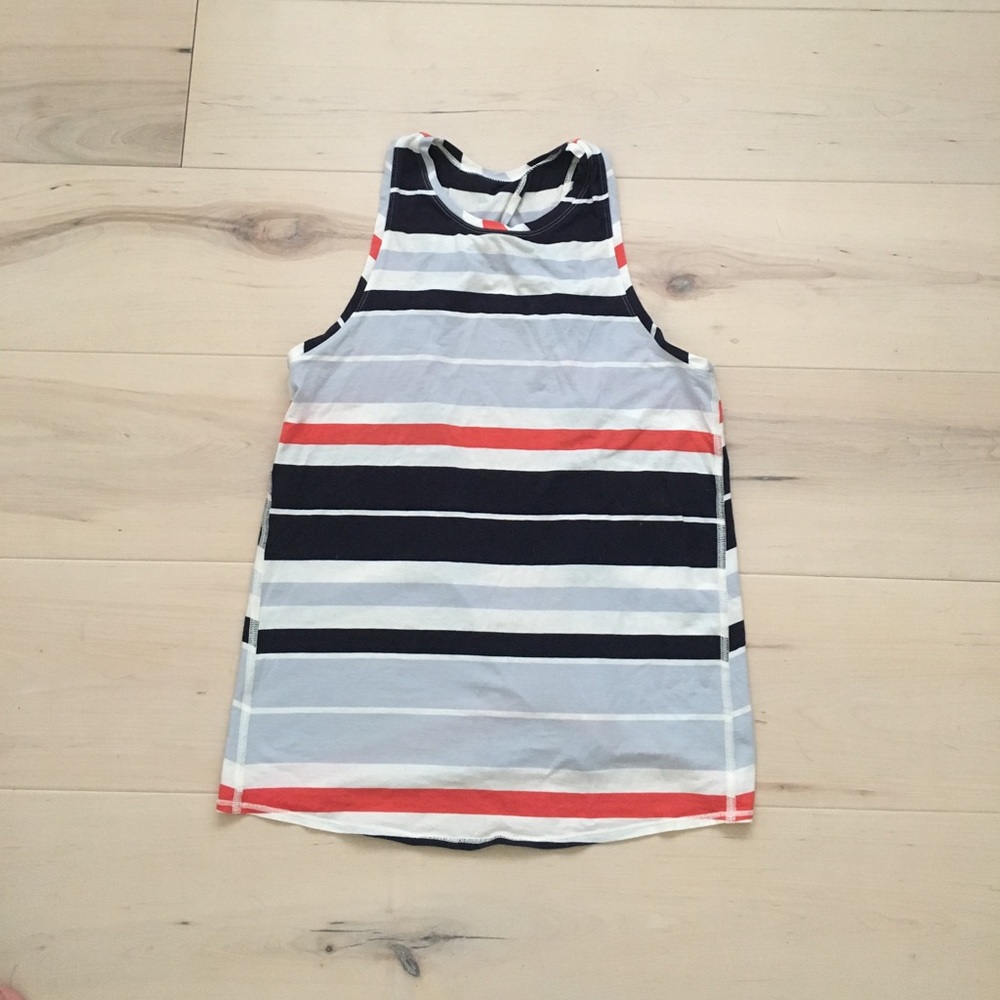 Lululemon "all tied up" athletic tank