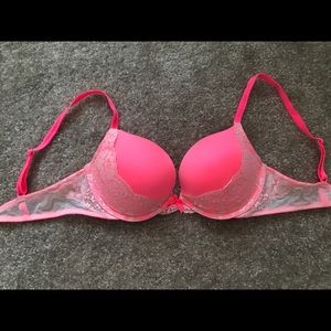34B Victoria's Secret Dream Angels 2+ cup size Bra