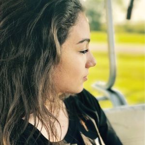 Meet your Posher, Natalie