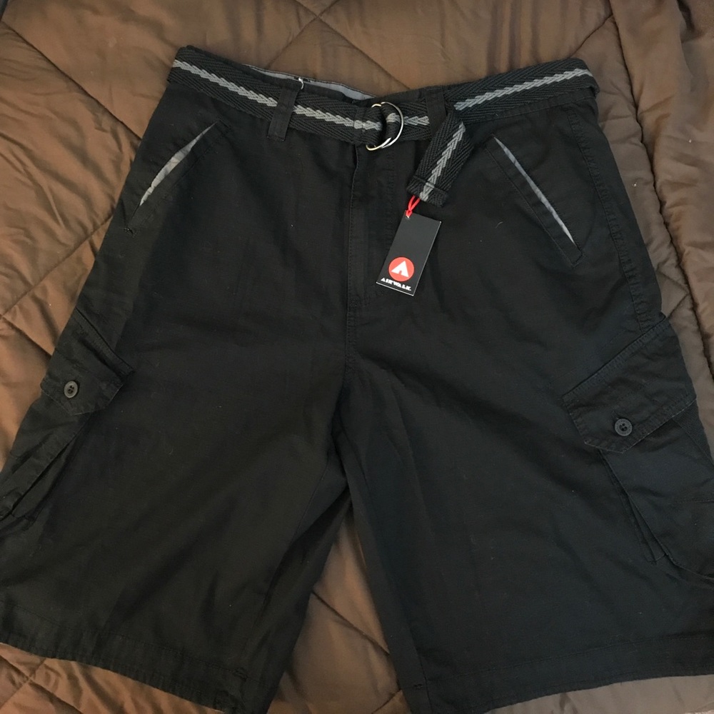 NWT Airwalk Cargo Shorts