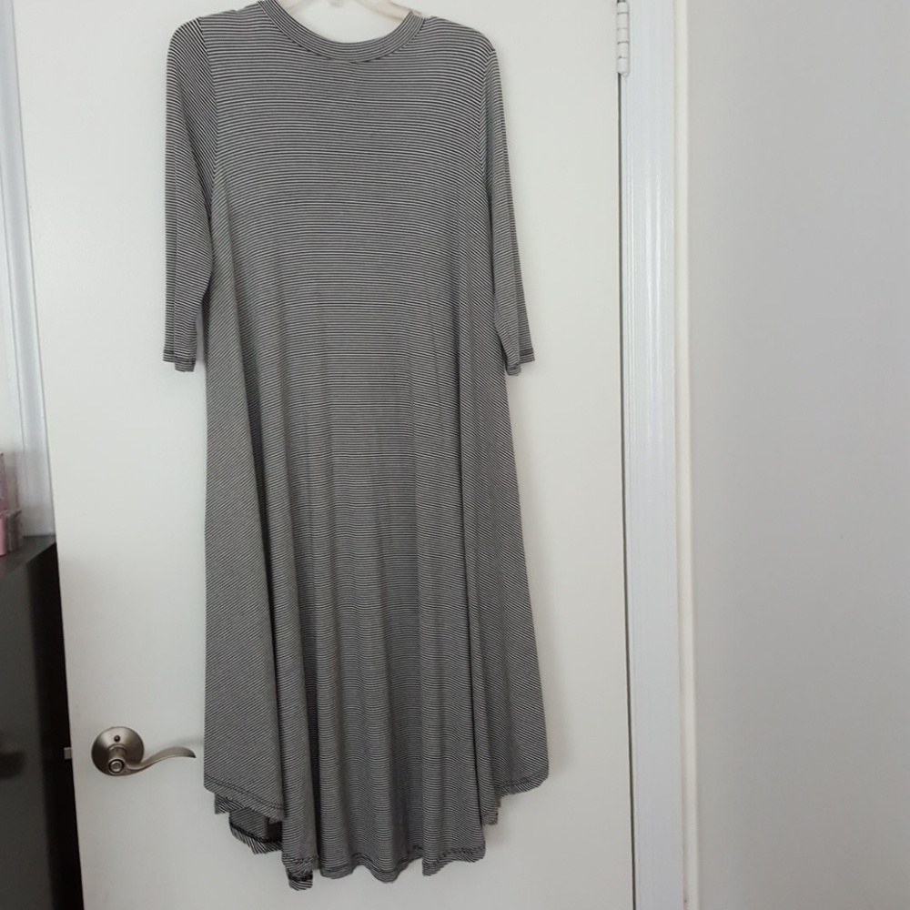 Liteweight Knit 3/4 Sleeve Striped Dress