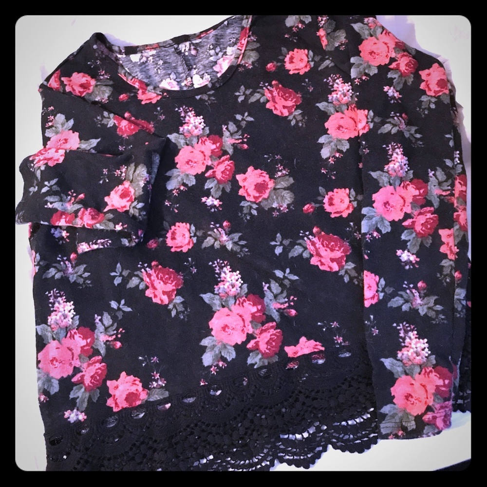 Long sleeve roses blouse
