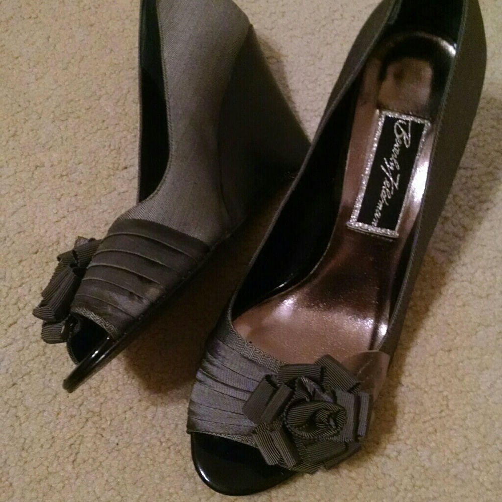 Satin open toe wedges