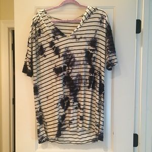 T shirt top with hood!!