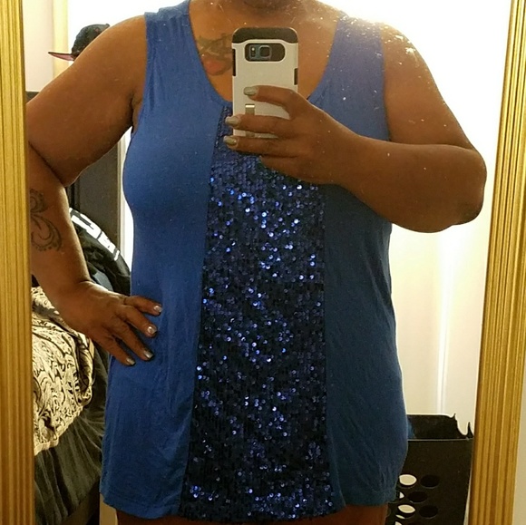 Sequined Tank - Picture 2 of 3