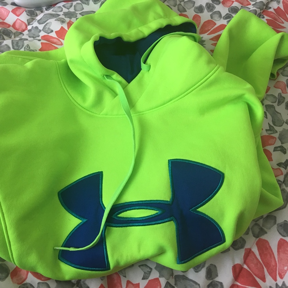 Underarmour hoodie