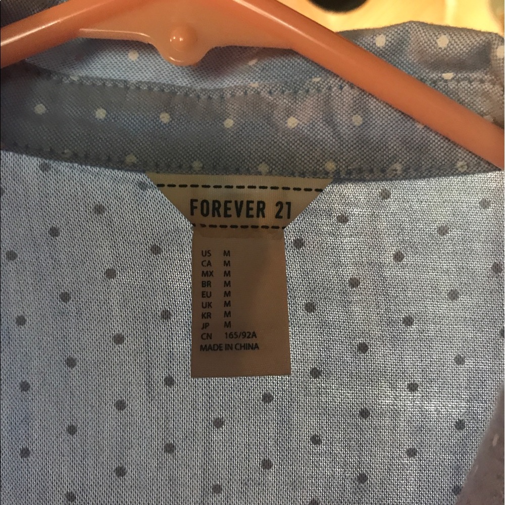 Button up Blouses - Picture 3 of 5