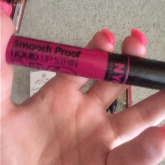 Lippie Bundle - Picture 4 of 8