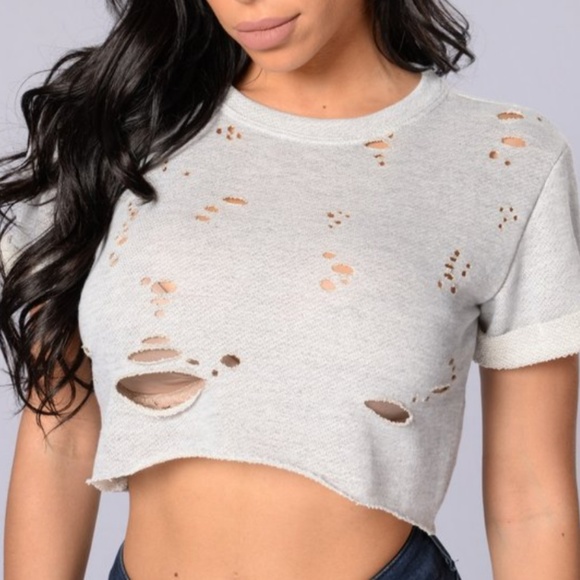 Fashion Nova Distressed crop top - Picture 5 of 5