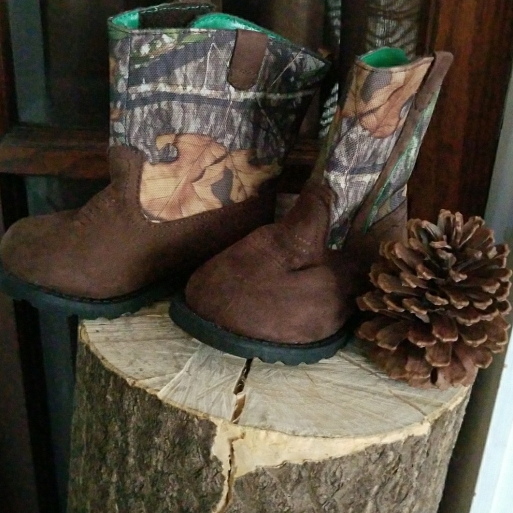 Camouflage Boot